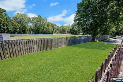 22 Hampton Court 422 #422, Washington Township, NJ 07676 - Photo 25