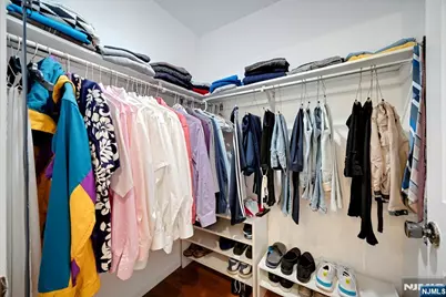 22 Hampton Court 422 #422, Washington Township, NJ 07676 - Photo 17