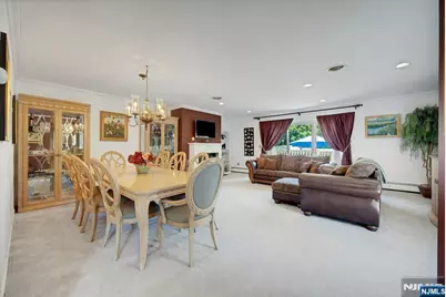 22 Hampton Court 422 #422, Washington Township, NJ 07676 - Photo 9