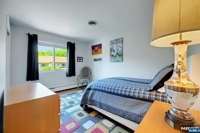 22 Hampton Court 422 #422, Washington Township, NJ 07676 - Photo 19