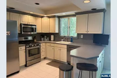 606 Orangeburgh Road, River Vale Township, NJ 07675 - Photo 11