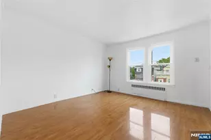 136 56th St, Bayonne, NJ 07002 - Photo 17