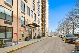 2 Constitution Ct 814, Hoboken, NJ 07030 - Photo 25