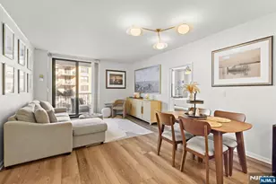 2 Constitution Ct 814, Hoboken, NJ 07030 - Photo 7