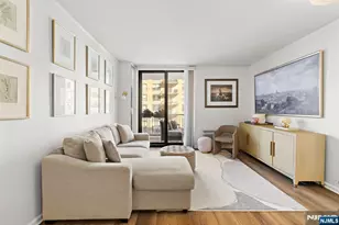 2 Constitution Ct 814, Hoboken, NJ 07030 - Photo 7