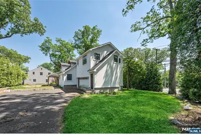 259 W Glen Avenue, Ridgewood, NJ 07450 - Photo 11