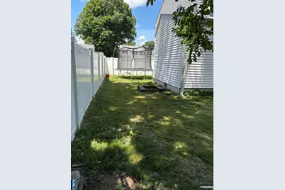 110 Ackerman Avenue, Elmwood Park, NJ 07407 - Photo 37