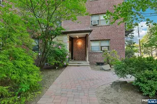 3031 Edwin Ave 4H, Fort Lee, NJ 07024 - Photo 3
