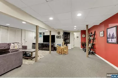 364 Canterbury Lane, Wyckoff Township, NJ 07481 - Photo 45