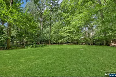 364 Canterbury Lane, Wyckoff Township, NJ 07481 - Photo 49