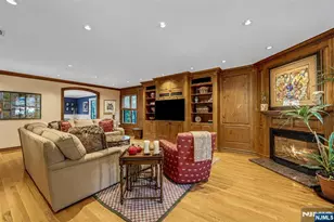 364 Canterbury Ln, Wyckoff Township, NJ 07481 - Photo 23