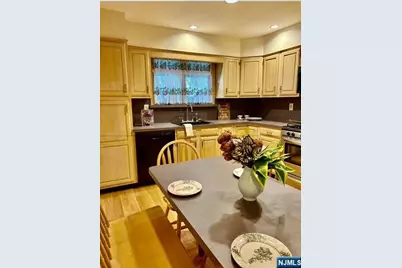 620 Midland Avenue, Saddle Brook Township, NJ 07663 - Photo 3