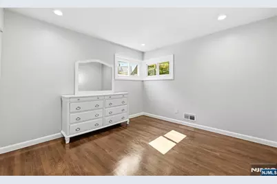 455 Hoffman Avenue, New Milford, NJ 07646 - Photo 9