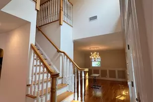 41 Circle Dr, Paramus, NJ 07652 - Photo 1