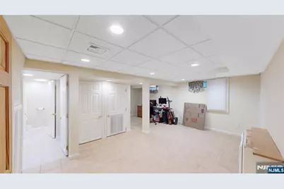 41 Circle Drive, Paramus, NJ 07652 - Photo 27