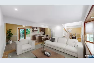 41 Circle Drive, Paramus, NJ 07652 - Photo 11
