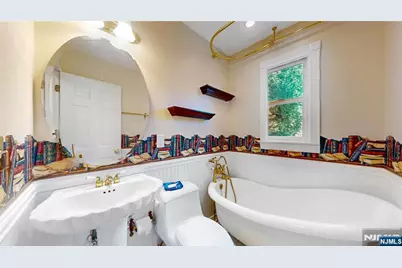 41 Circle Drive, Paramus, NJ 07652 - Photo 25