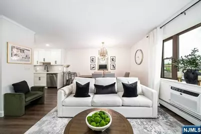 141 Park Avenue 8-A #8-A, East Rutherford, NJ 07073 - Photo 3