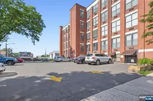 366-382 Trenton 4E, Paterson, NJ 07503 - Photo 3