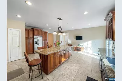 445 Nevada Street, Paramus, NJ 07652 - Photo 15