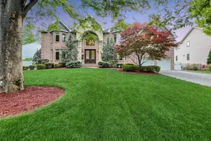 445 Nevada St, Paramus, NJ 07652 - Photo 1