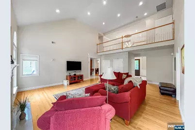 445 Nevada Street, Paramus, NJ 07652 - Photo 17