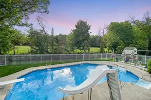 445 Nevada St, Paramus, NJ 07652 - Photo 19