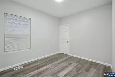 77 Madison Avenue, Paterson, NJ 07524 - Photo 19
