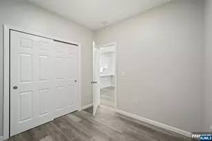 77 Madison Ave, Paterson, NJ 07524 - Photo 17