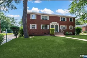 21A Carolyn Terrace, Roselle, NJ 07203 - Photo 9