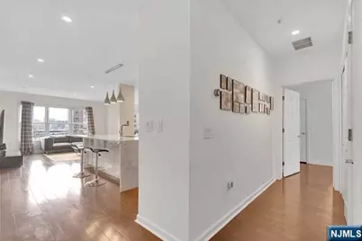 331 Promenade, Edgewater, NJ 07020 - Photo 21