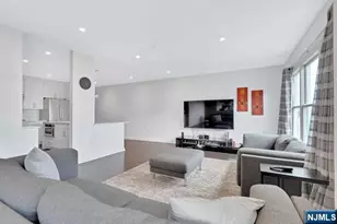 331 Promenade, Edgewater, NJ 07020 - Photo 17