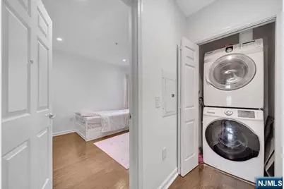 331 Promenade, Edgewater, NJ 07020 - Photo 27
