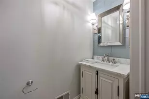 416 Green Mountain Rd, Mahwah, NJ 07430 - Photo 13