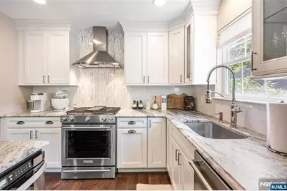 416 Green Mountain Road, Mahwah, NJ 07430 - Photo 9
