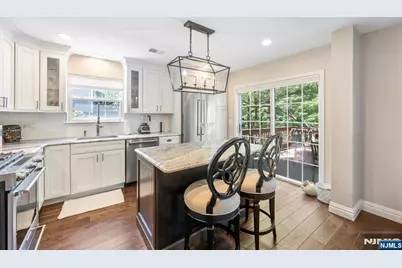 416 Green Mountain Road, Mahwah, NJ 07430 - Photo 11