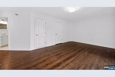 200 Laird Avenue 204 #204, Cliffside Park, NJ 07010 - Photo 25