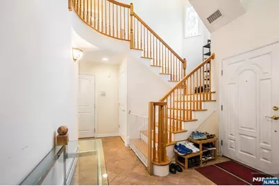 16 Norwood Avenue, Glen Rock, NJ 07452 - Photo 3