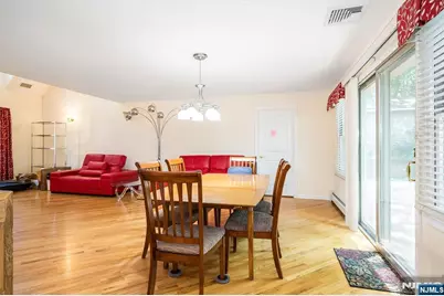 16 Norwood Avenue, Glen Rock, NJ 07452 - Photo 9
