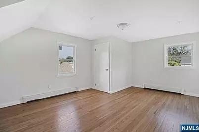 180 Vanderburgh Avenue, Rutherford, NJ 07070 - Photo 15