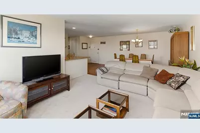 280 Prospect Avenue 8G #8G, Hackensack, NJ 07601 - Photo 11