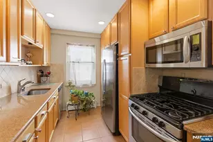 280 Prospect Ave 8G, Hackensack, NJ 07601 - Photo 11