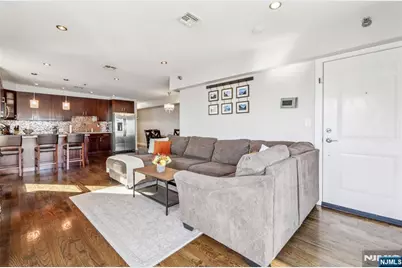 137 20th Street C #C, Union City, NJ 07087 - Photo 3