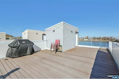 137 20th Street C #C, Union City, NJ 07087 - Photo 19