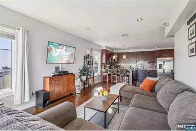 137 20th Street C #C, Union City, NJ 07087 - Photo 5
