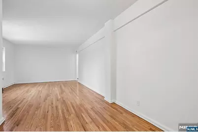 3060 Edwin Avenue 4C #4C, Fort Lee, NJ 07024 - Photo 9
