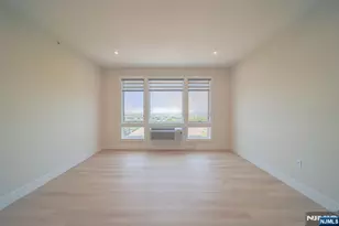 401 E Central Blvd 2A, Palisades Park, NJ 07650 - Photo 5