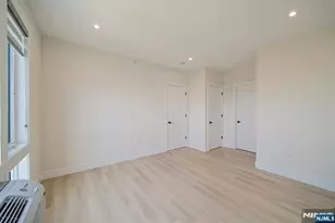 401 E Central Blvd 2A, Palisades Park, NJ 07650 - Photo 15