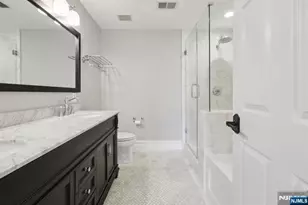 66 Lydia, Guttenberg, NJ 07093 - Photo 23