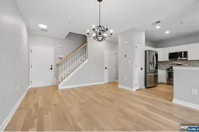 66 Lydia, Guttenberg, NJ 07093 - Photo 13